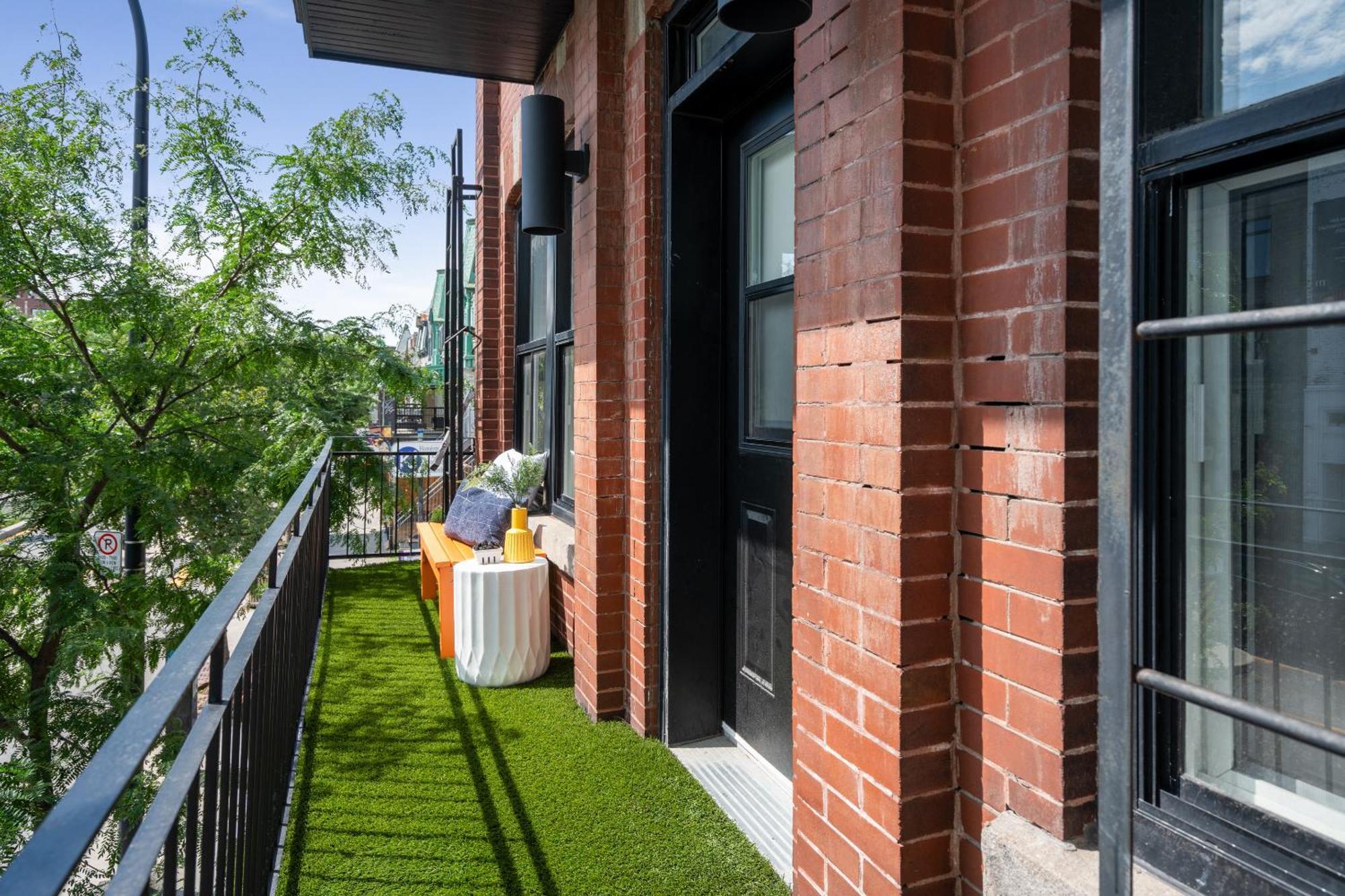 Francois-Denis Apartments Montreal Exterior photo