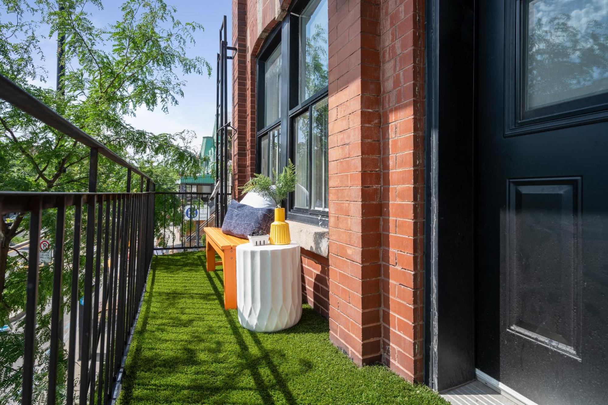 Francois-Denis Apartments Montreal Exterior photo