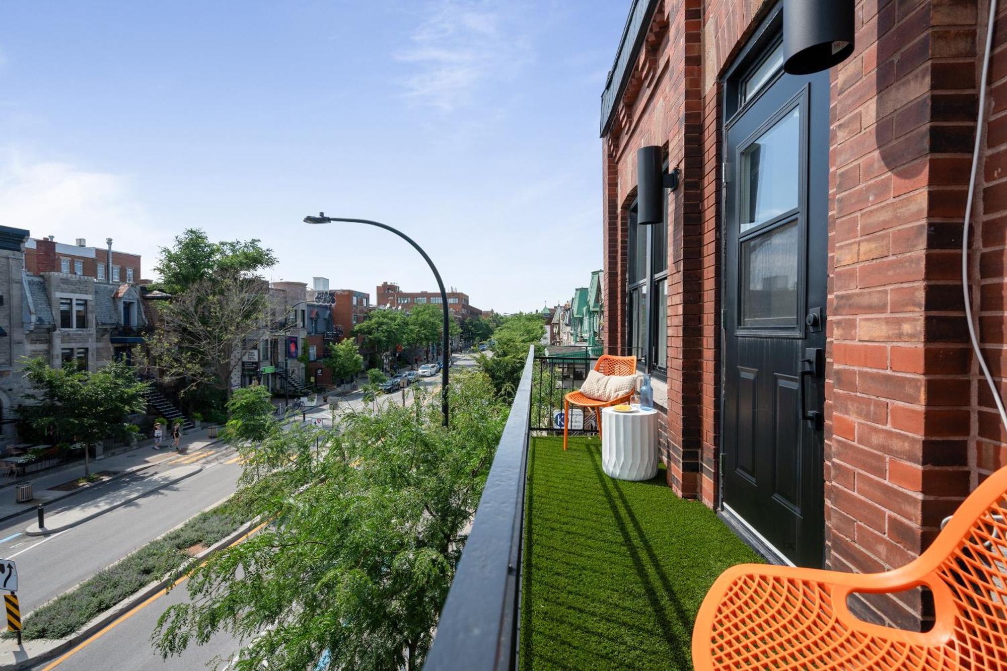 Francois-Denis Apartments Montreal Exterior photo